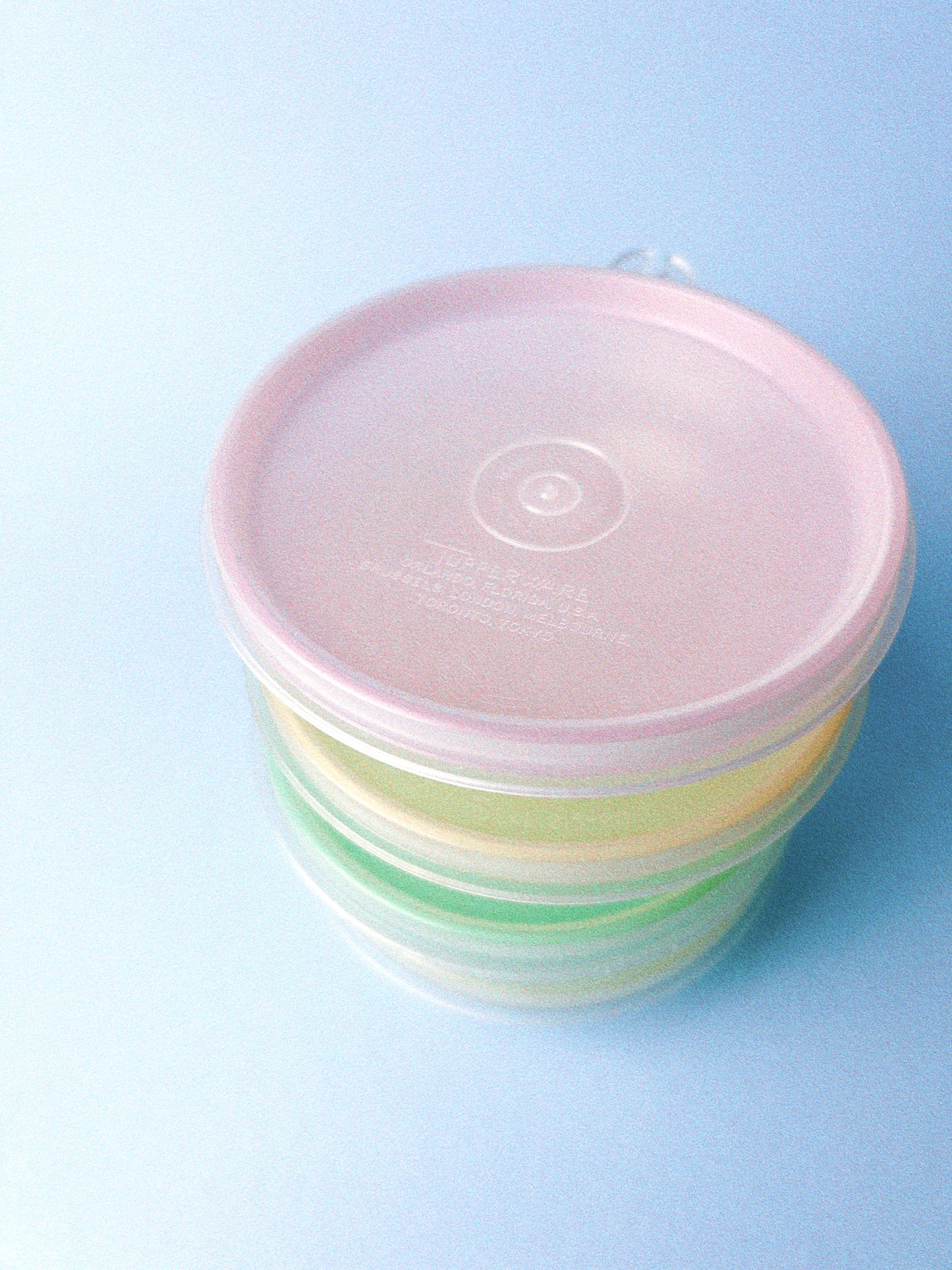 Tupperware Snack Bowls with Lids, Set of 4