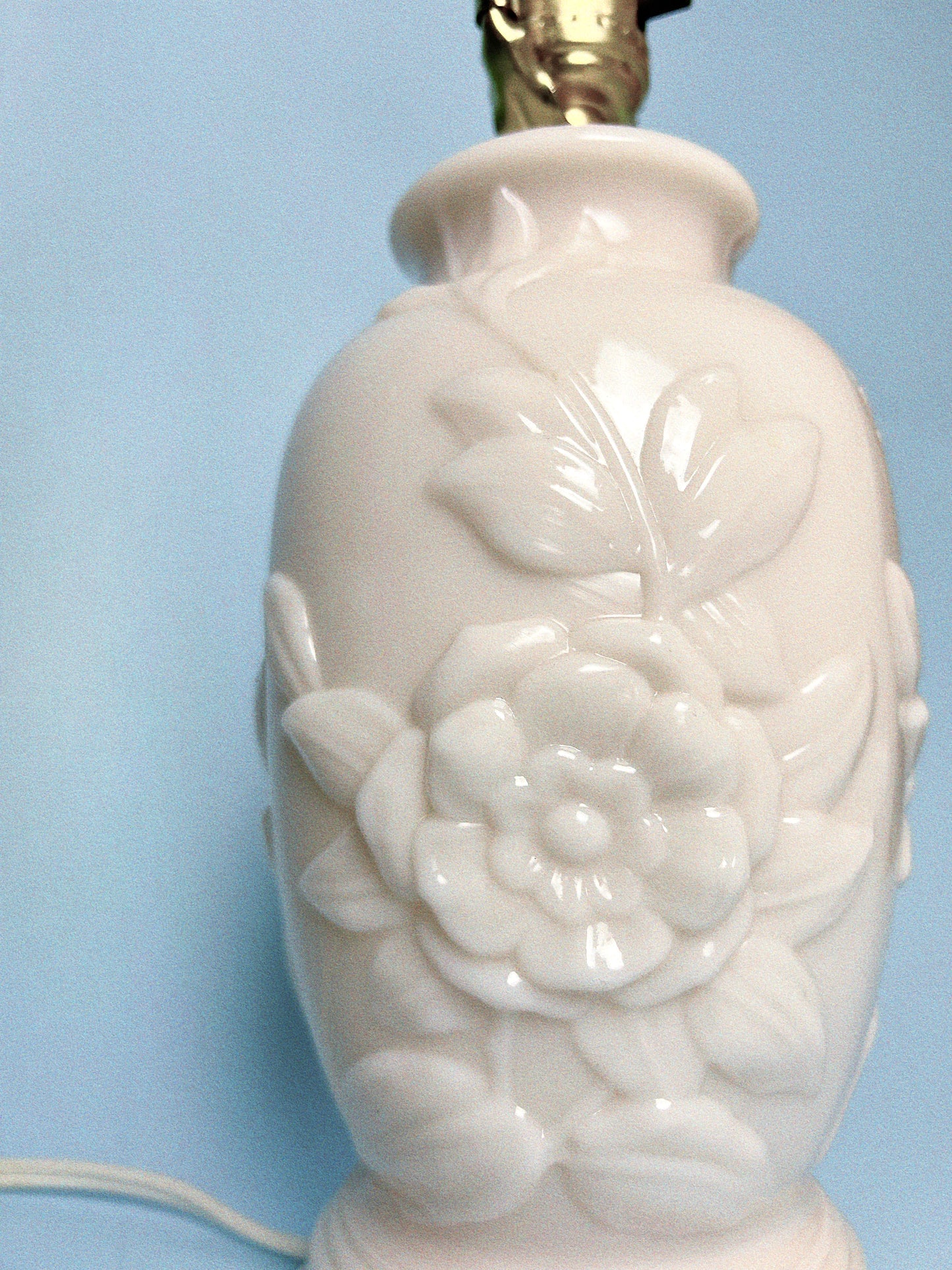 Peony Aladdin Alacite Lamp *Coming Soon*