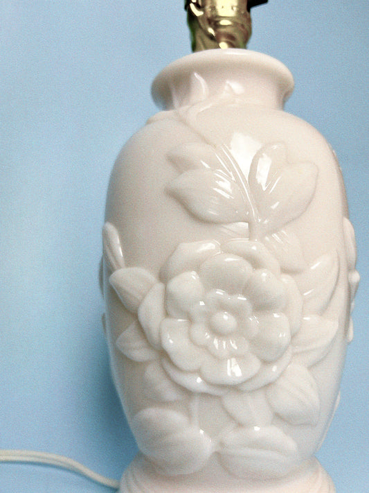 Peony Aladdin Alacite Lamp *Coming Soon*