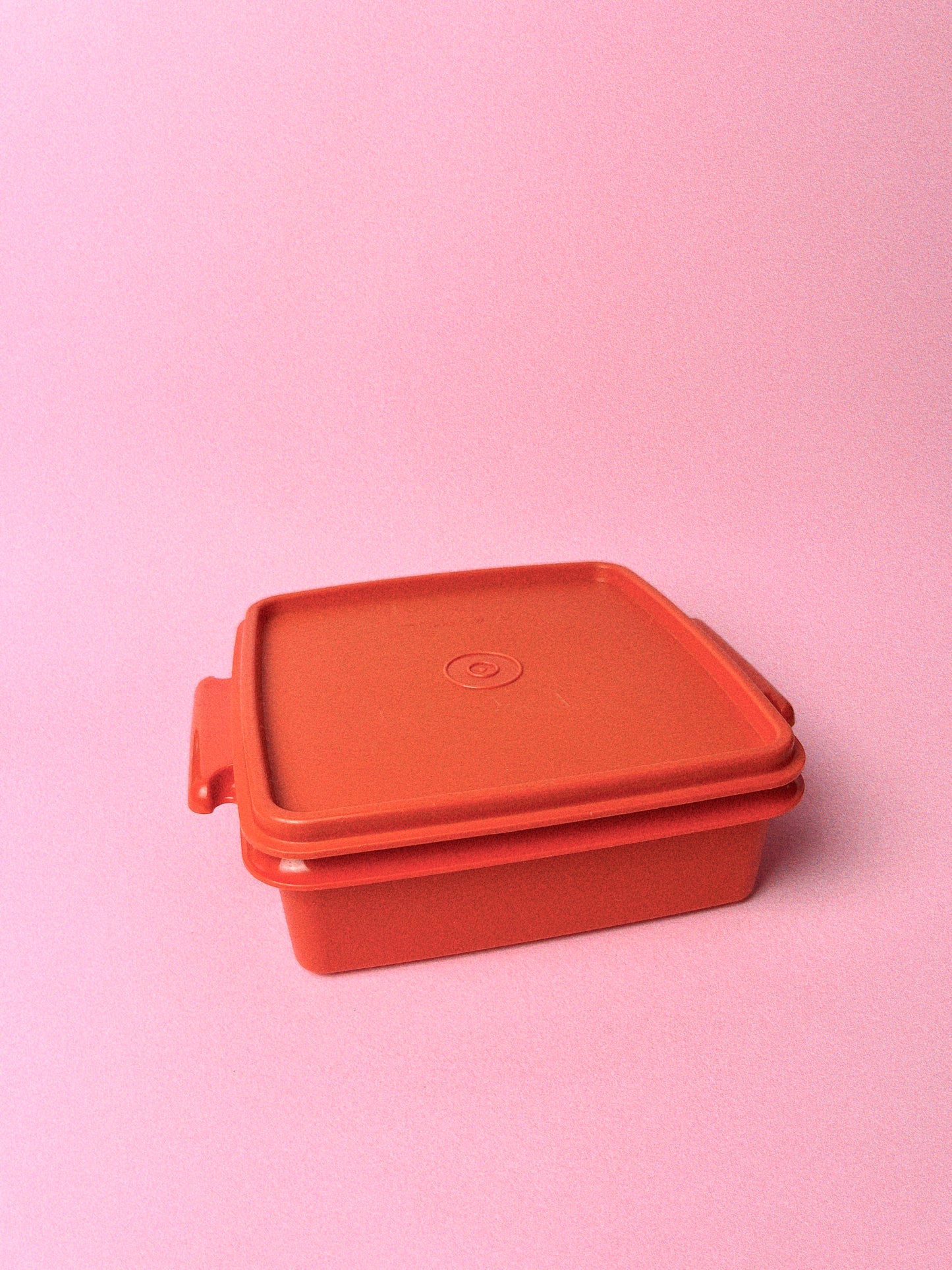 Tupperware Sandwich Keeper | Orange