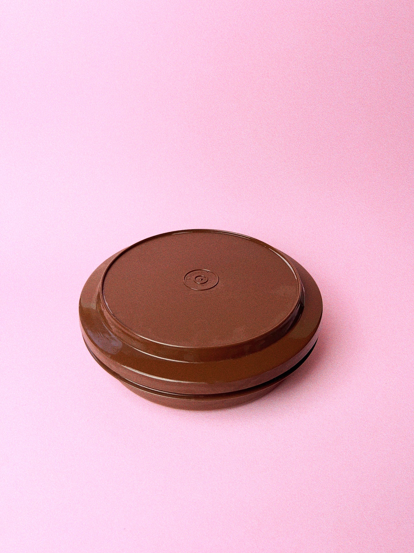 Tupperware Serve N Seal | Brown