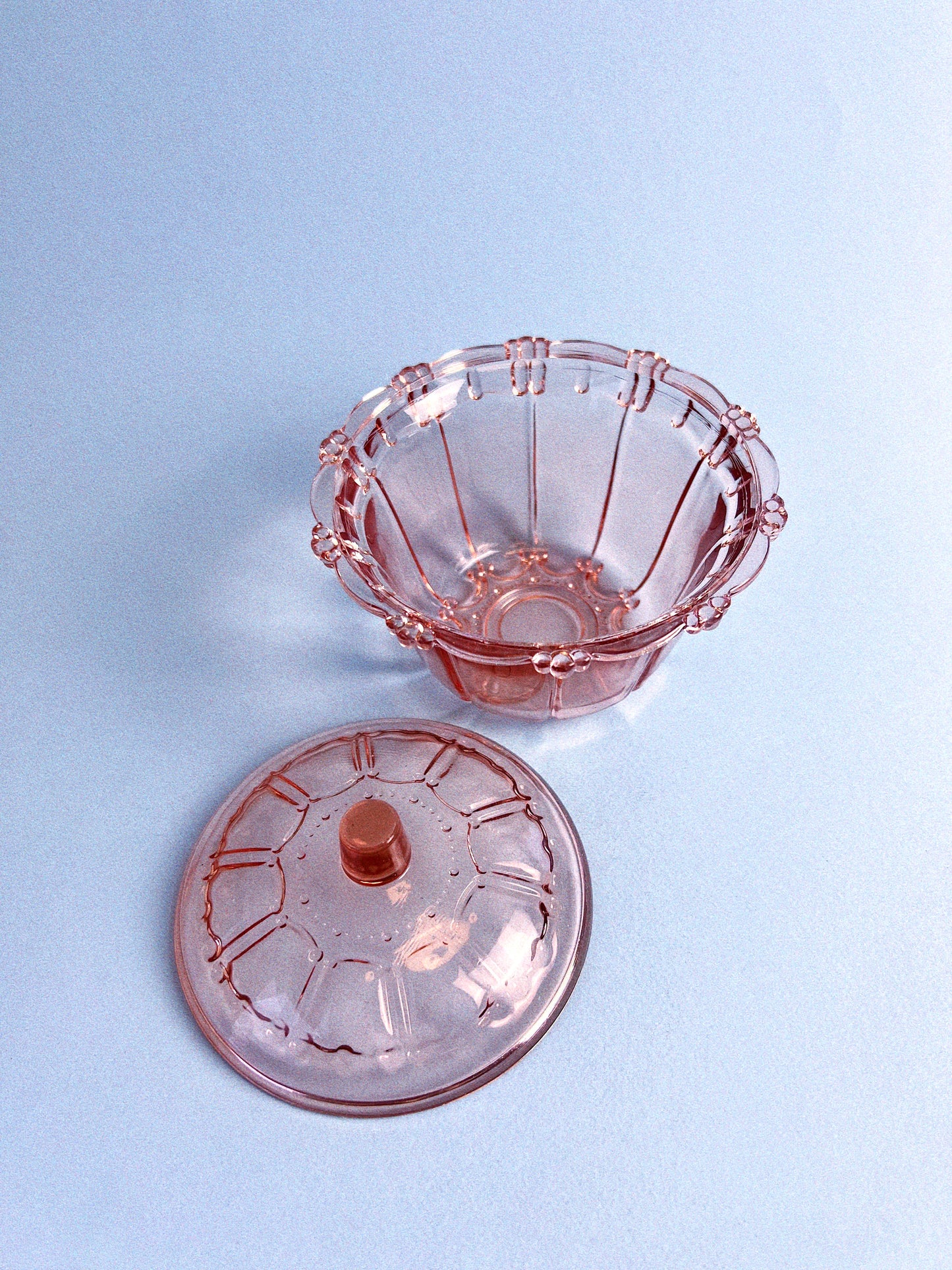 Pink Ribbed Pearl Bonbon Dish