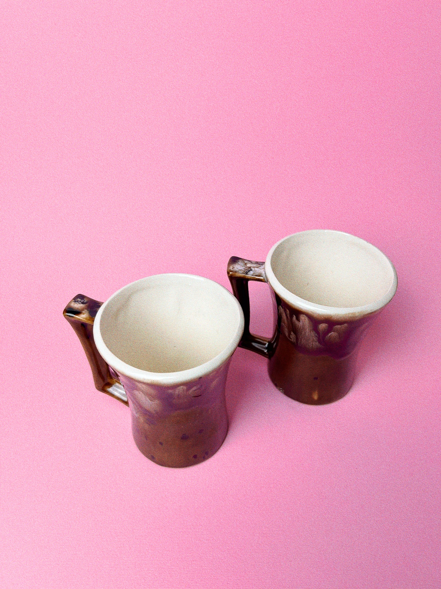 Vintage Arnel's Ceramic Glazed Mugs, Set of 2