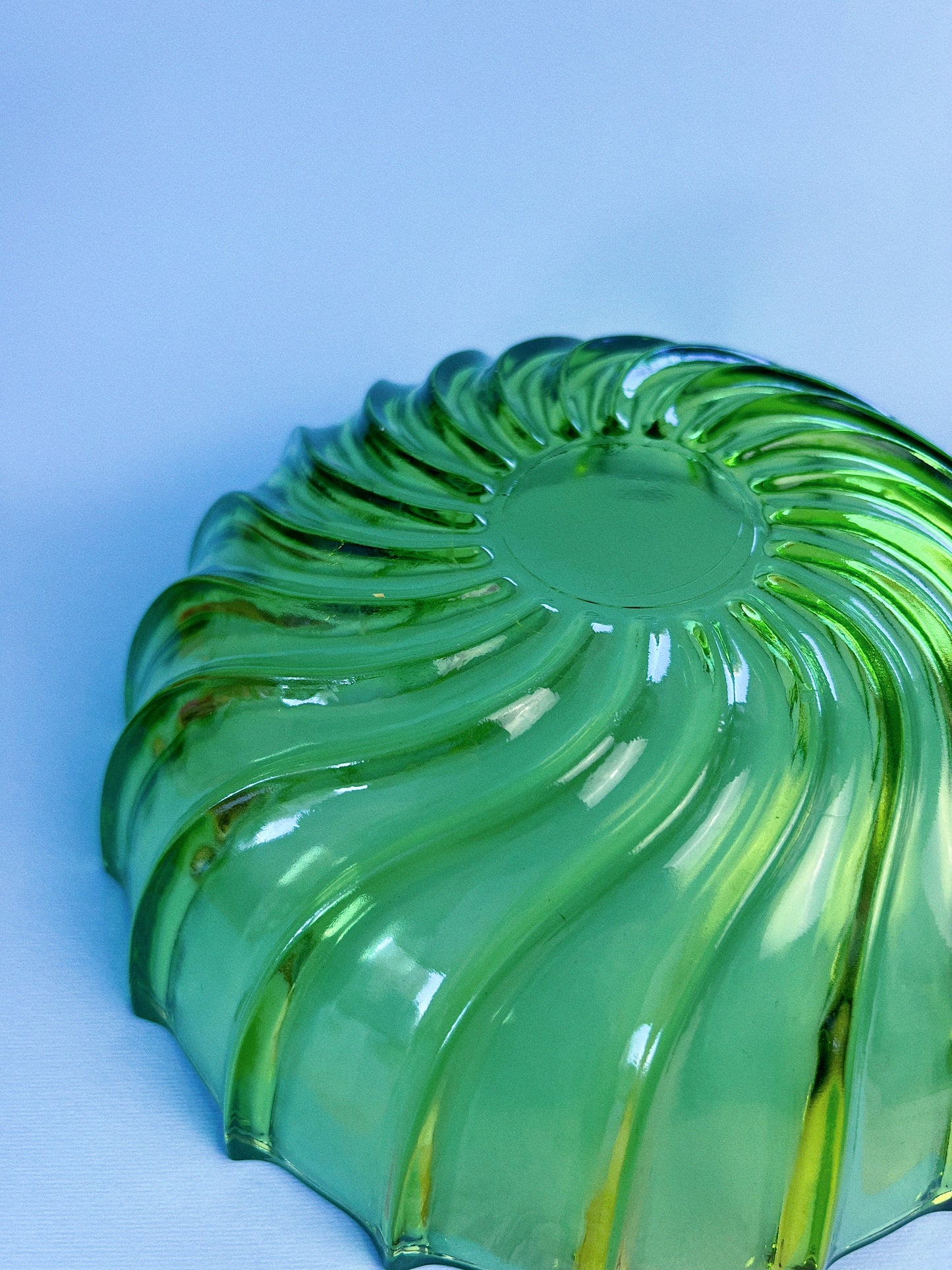 Vintage 'Hazel Atlas' Green Ribbed Depression Glass Bowl |