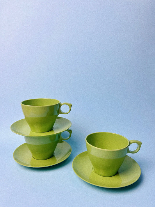Vera Melmac Teacup - Avo Green
