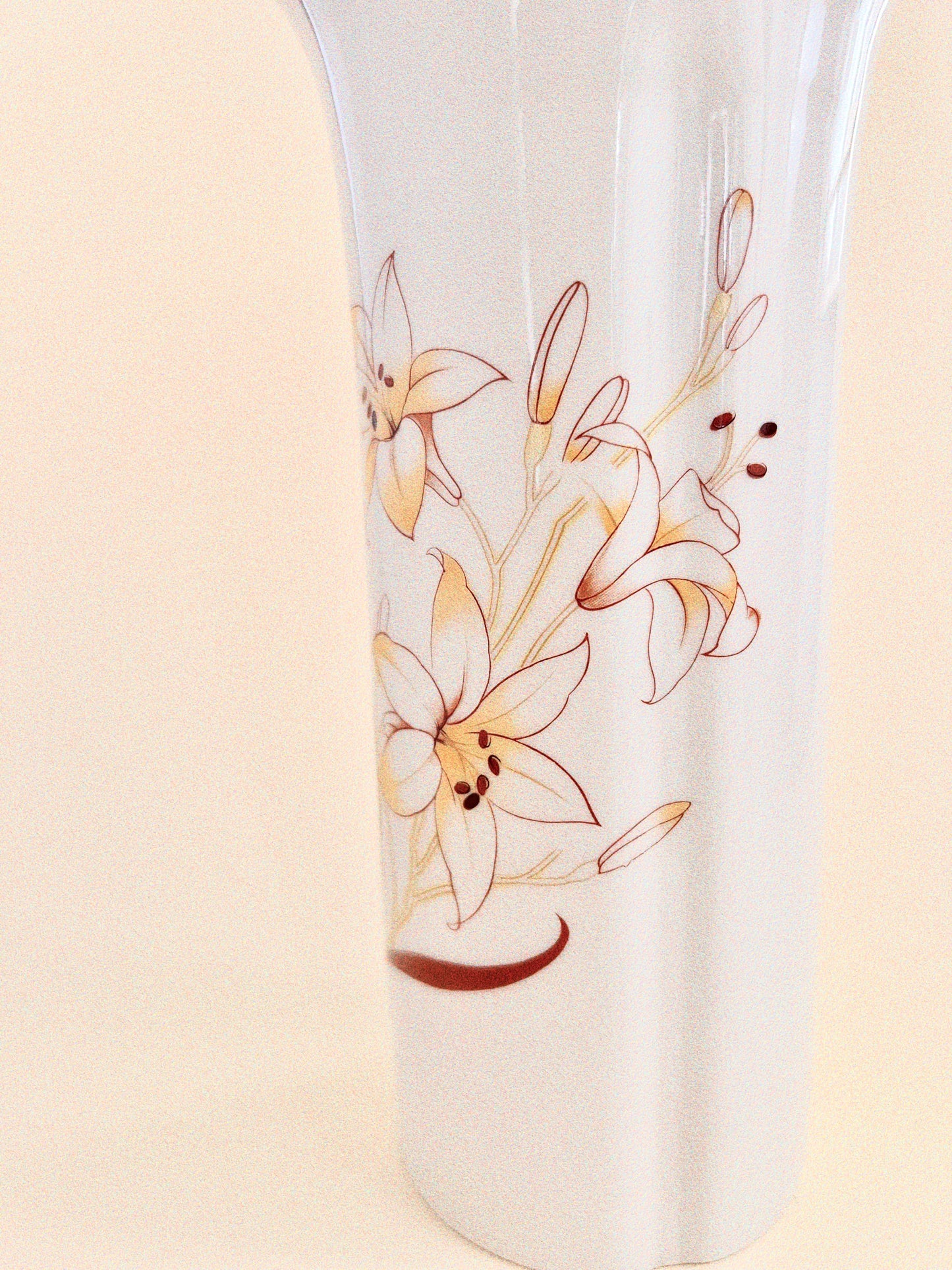 Lillian Vase