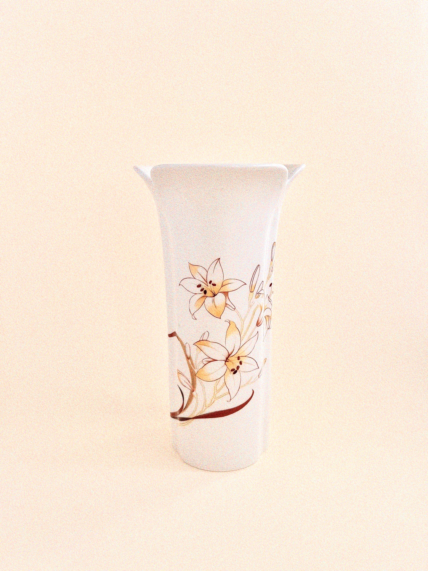 Lillian Vase