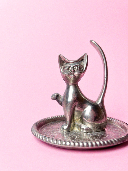 Salem Ring Holder