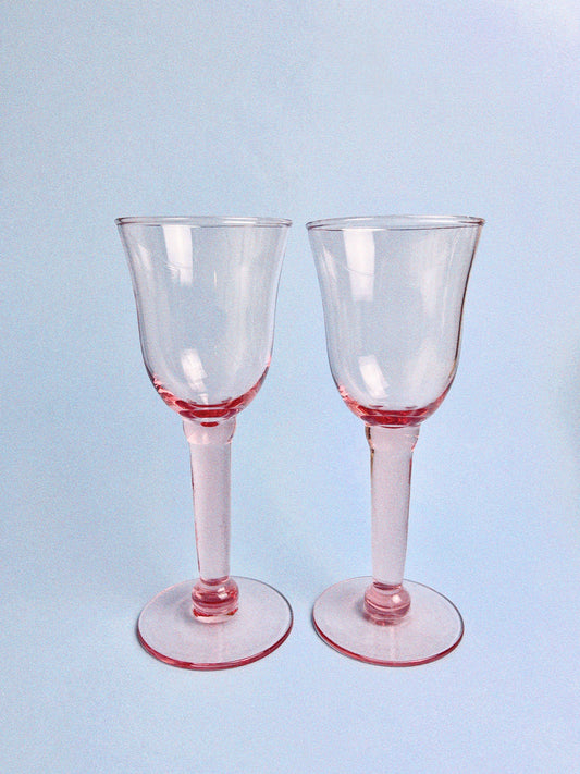 Mia Wine Glasses, Set of 2
