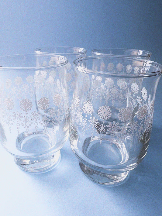 Vintage Daisy Chain Juice Glasses, Set of 4 | Dominion Glass