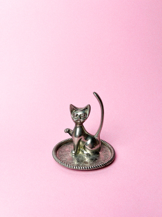 Salem Ring Holder