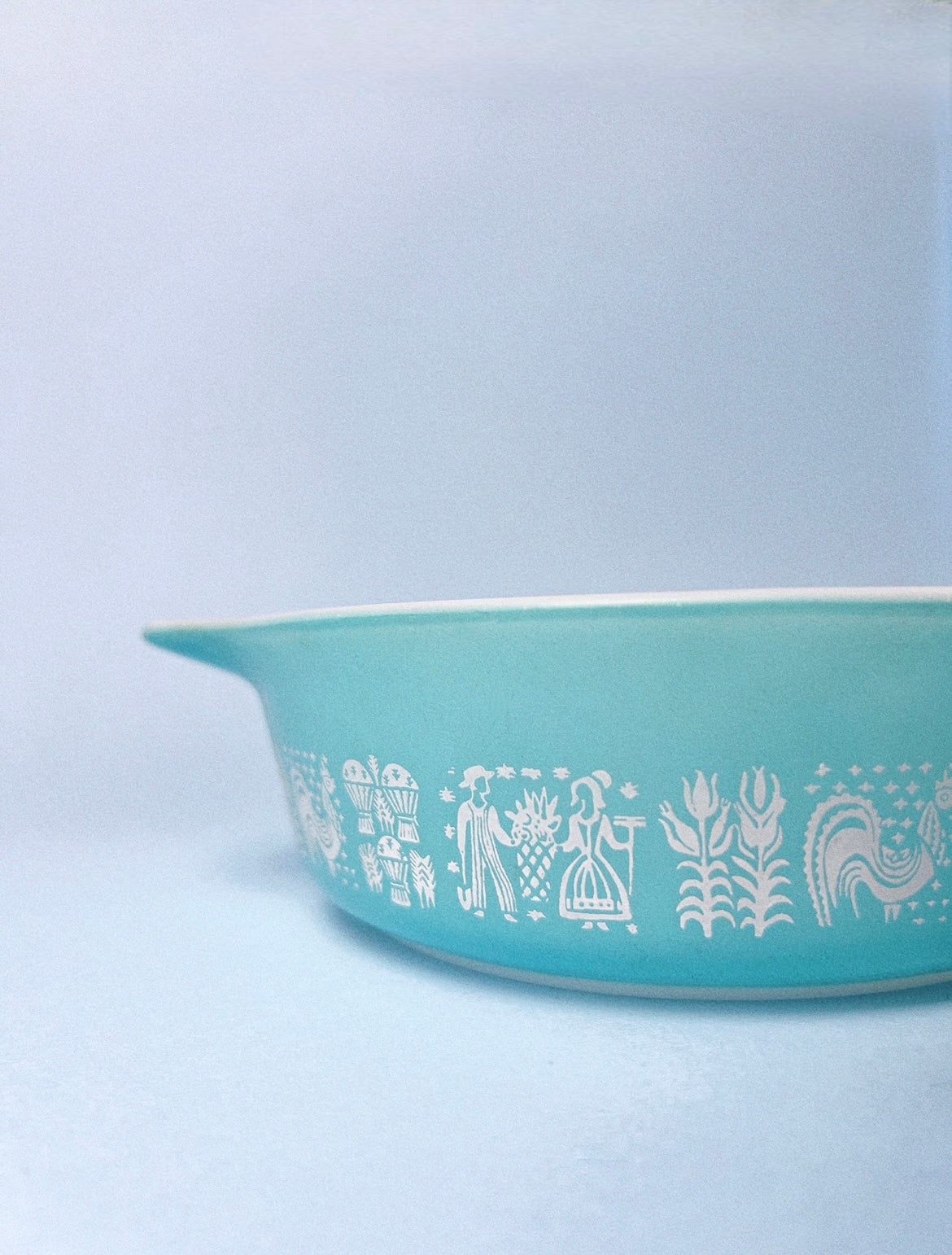 Vintage Amish Butterprint Casserole Dish | Pyrex - 471