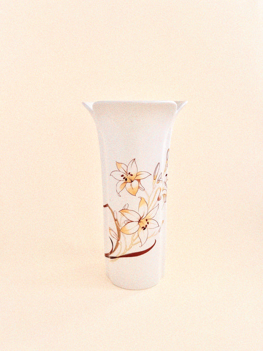 Vintage Japanese Otagiri Lily Vase